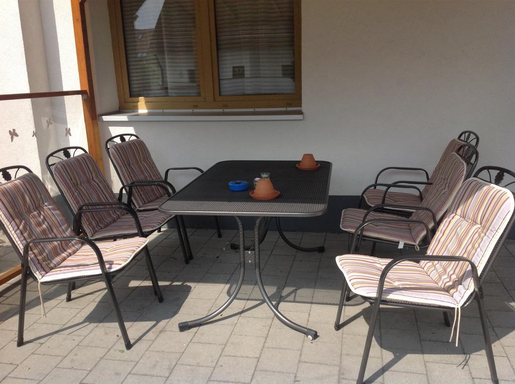 Pension Lindengarten Nürnberg Exteriör bild