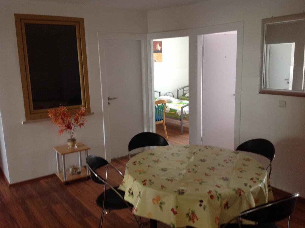 Pension Lindengarten Nürnberg Exteriör bild