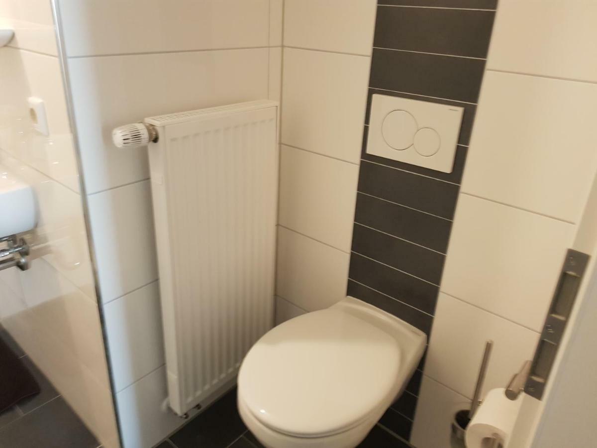 Pension Lindengarten Nürnberg Exteriör bild