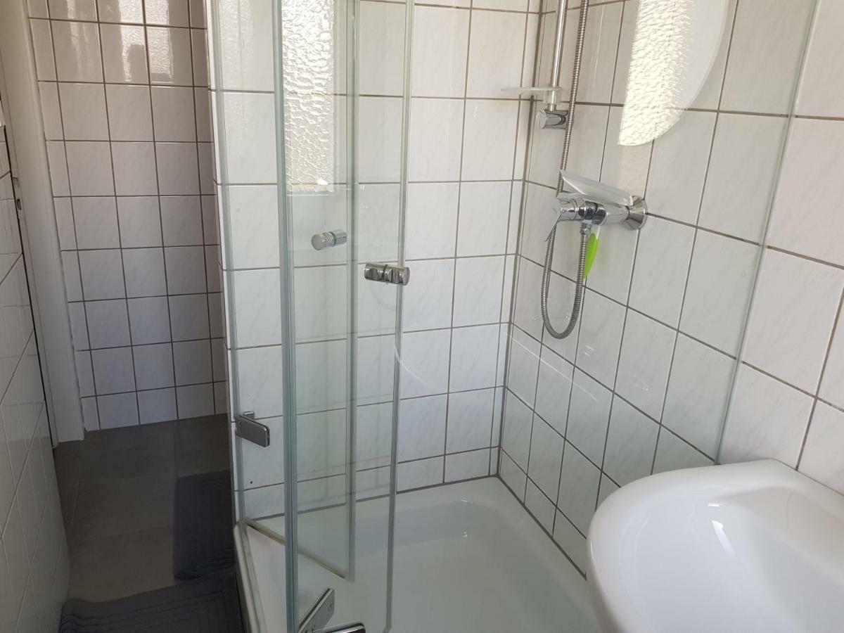 Pension Lindengarten Nürnberg Exteriör bild