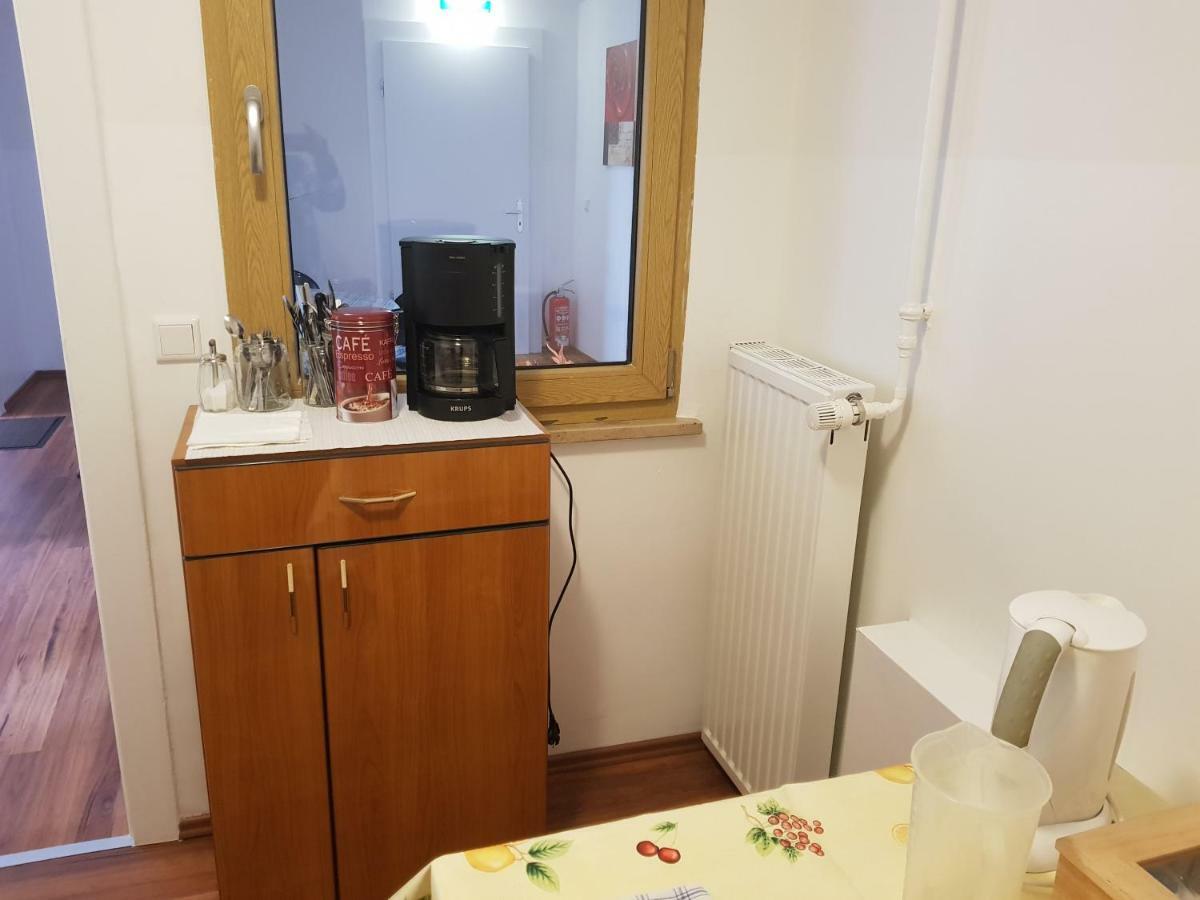 Pension Lindengarten Nürnberg Exteriör bild